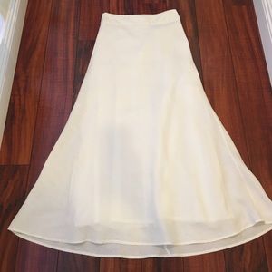Banana Republic floor length linen skirt